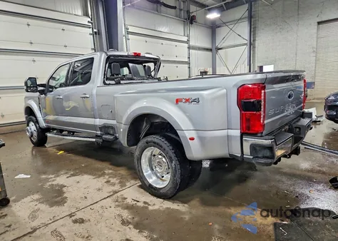 2024 Ford F450 Super Duty z USA, uszkodzony, nr VIN 1FT8W4DM4REF02919